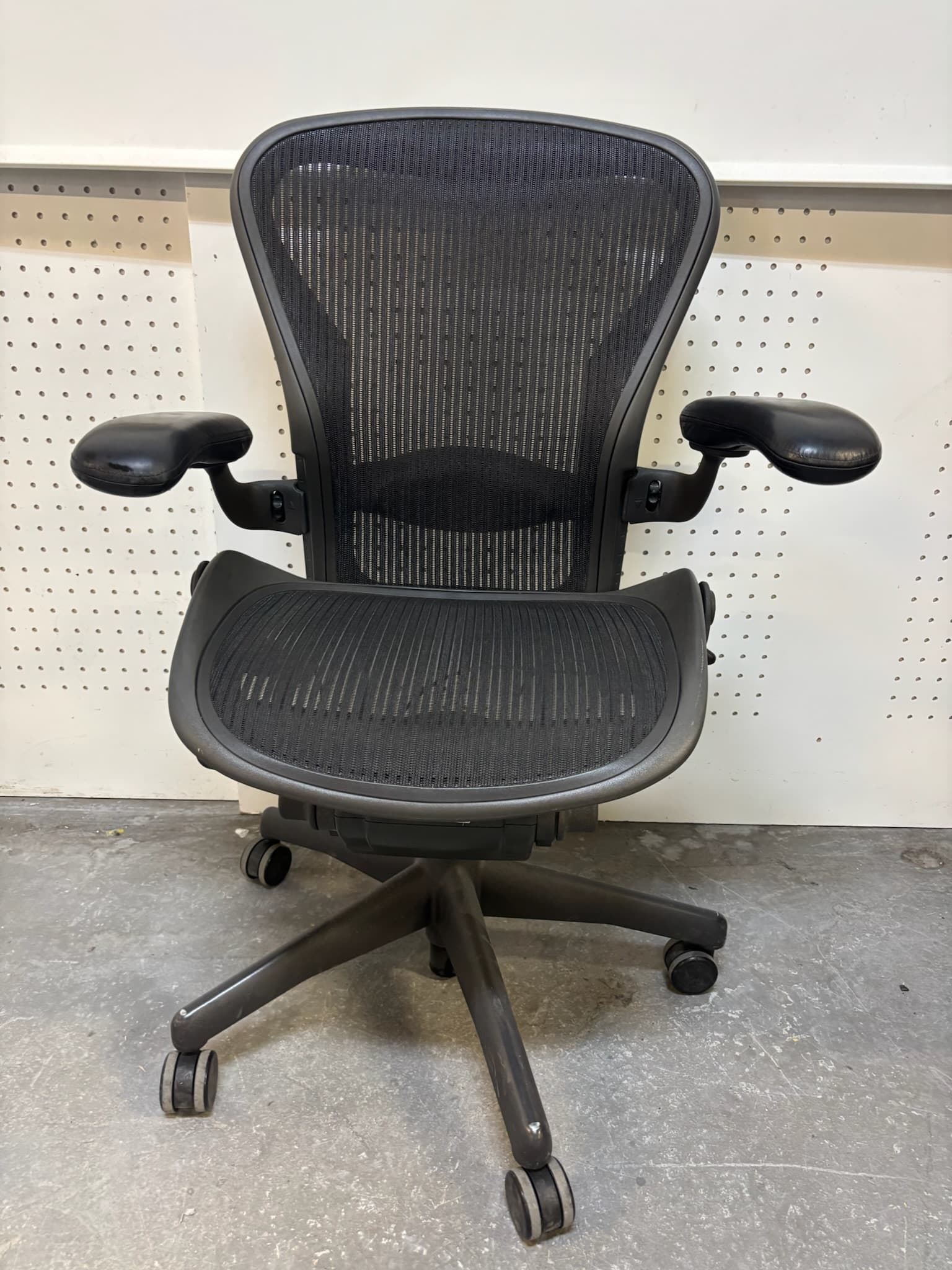 Herman Miller Aeron Classic frá Pennanum