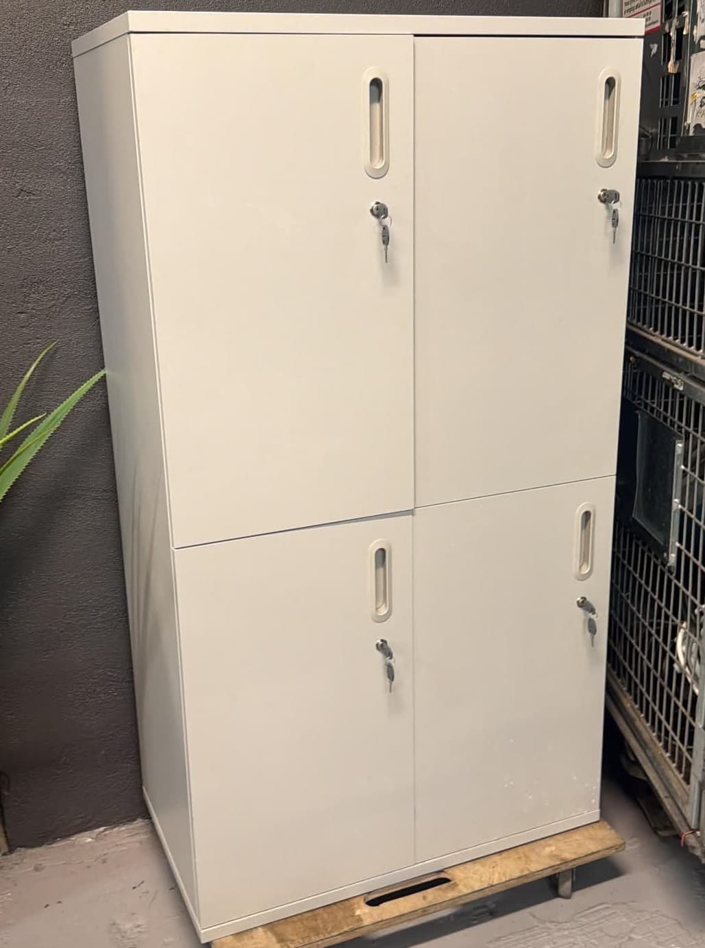 Herman Miller munaskápur