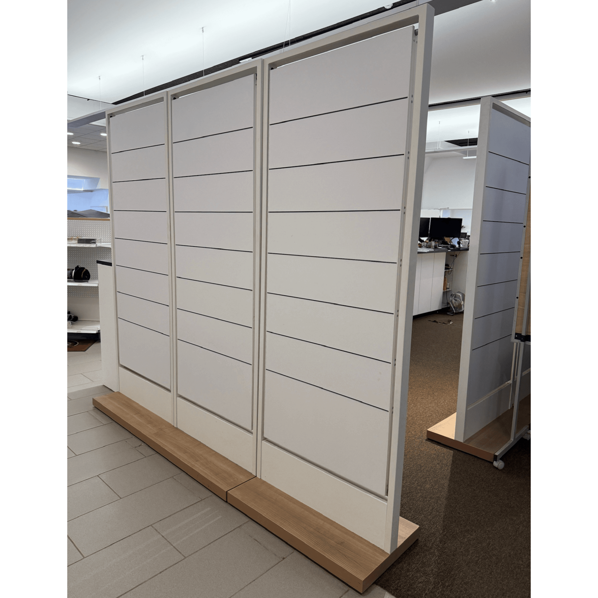 Panelstandur, H221xB84sm. (7 stk.)