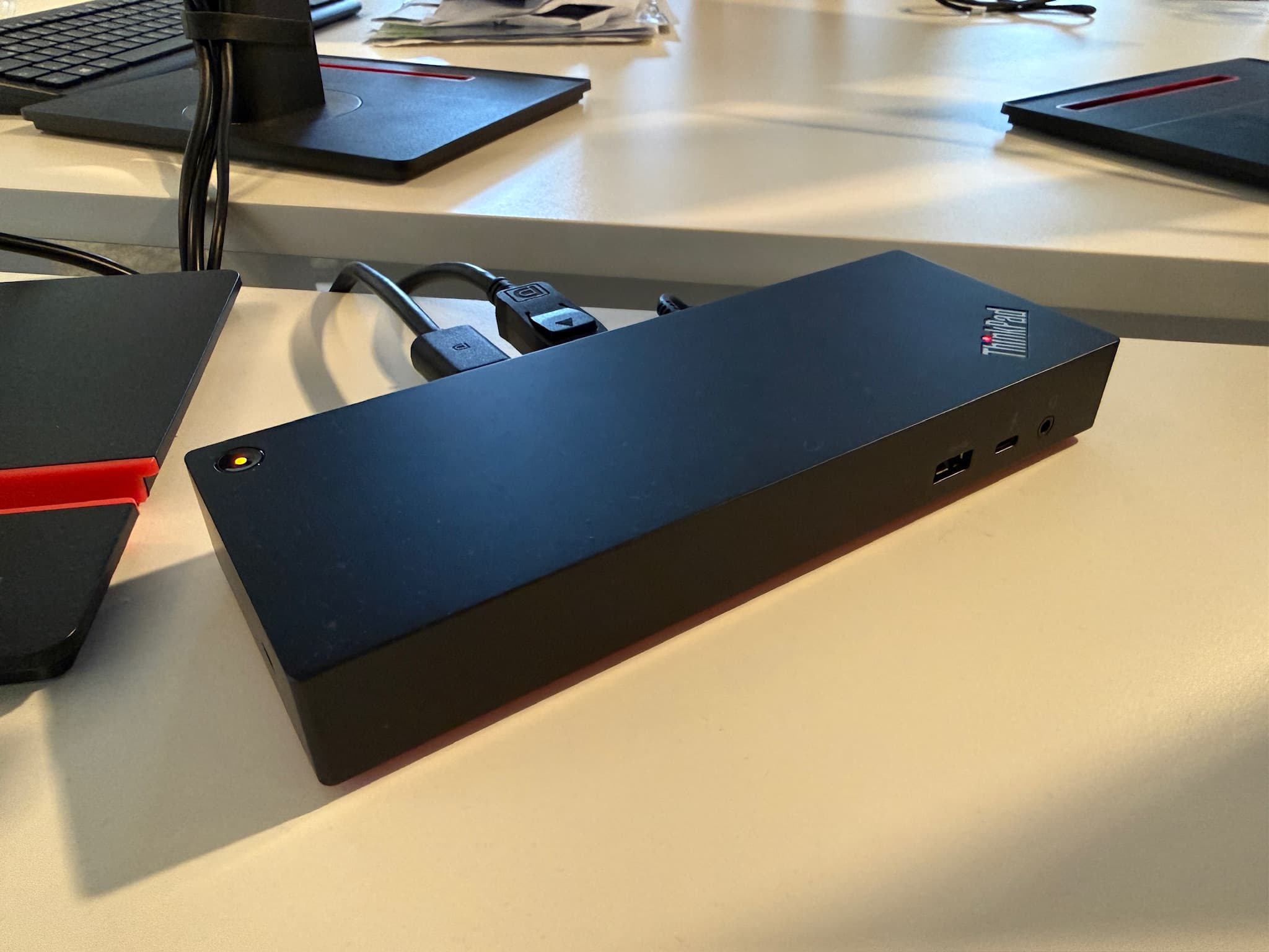 ThinkPad Thunderbolt 3 Gen 2 fartölvudokka (21) stk.)
