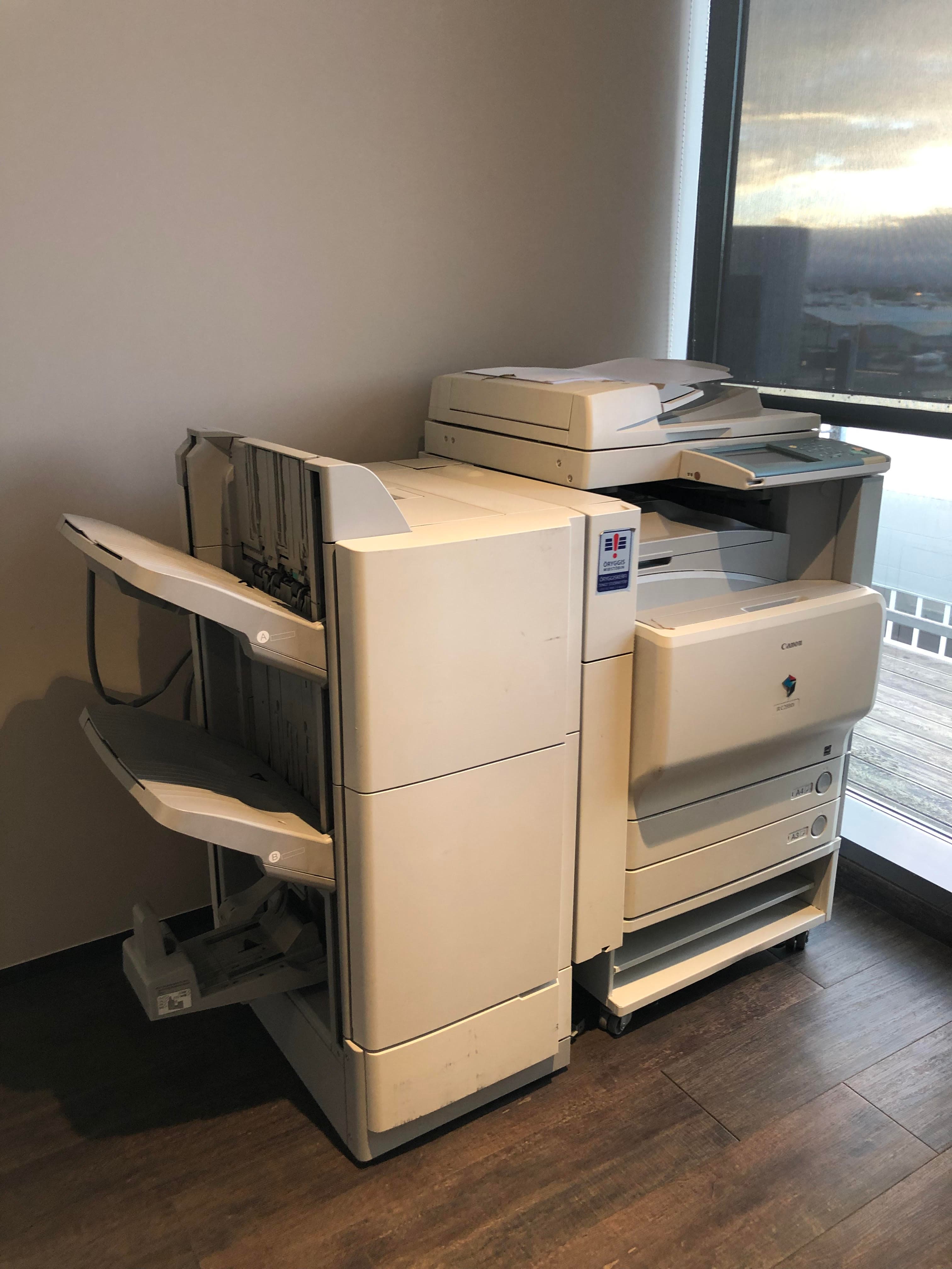 Litaprentari  Canon Ir c2880i - bæklinga a4 og a3 - öflug græja