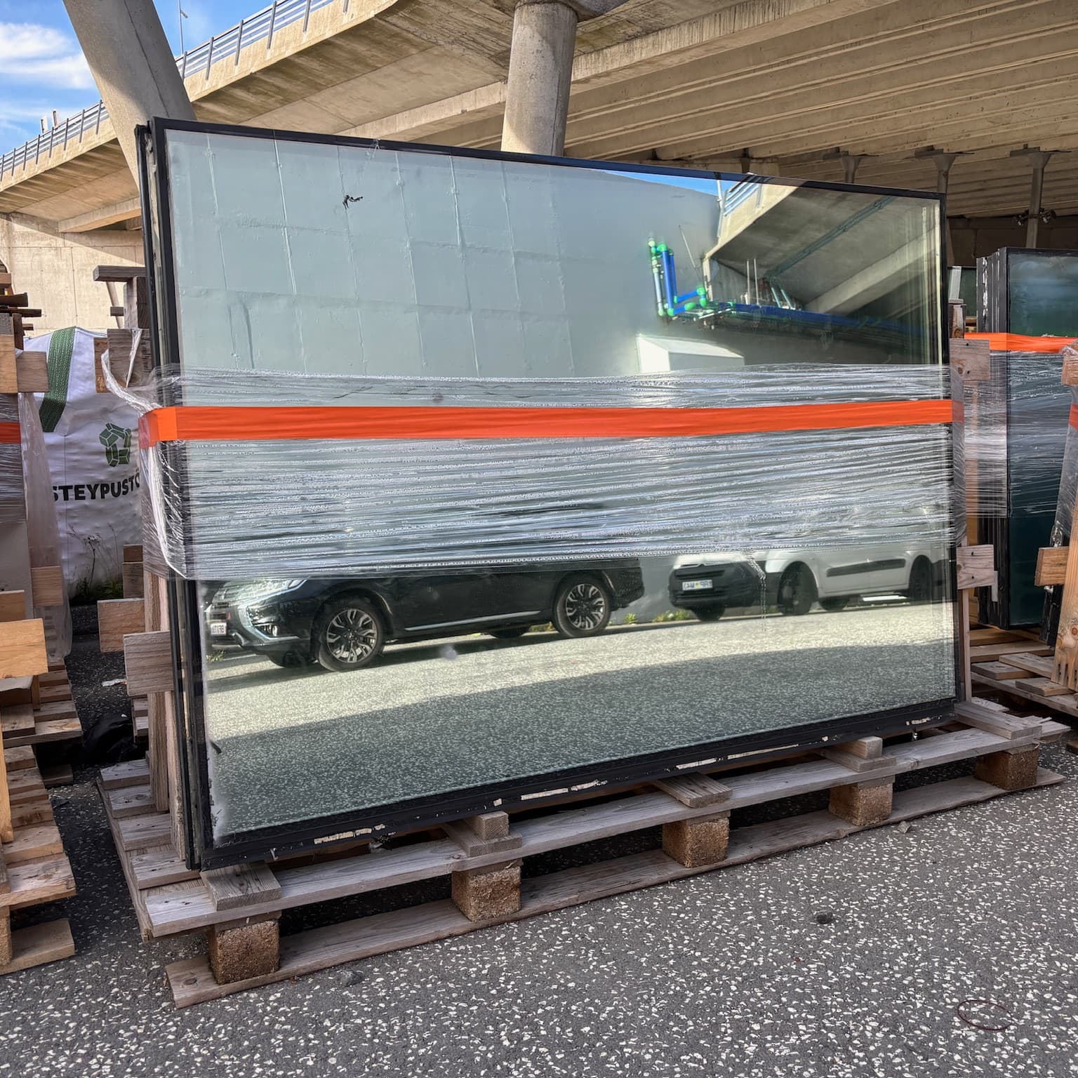 Gler / glerveggir / tvöfalt álagsgler, B132,5xH118sm. (20 stk.)