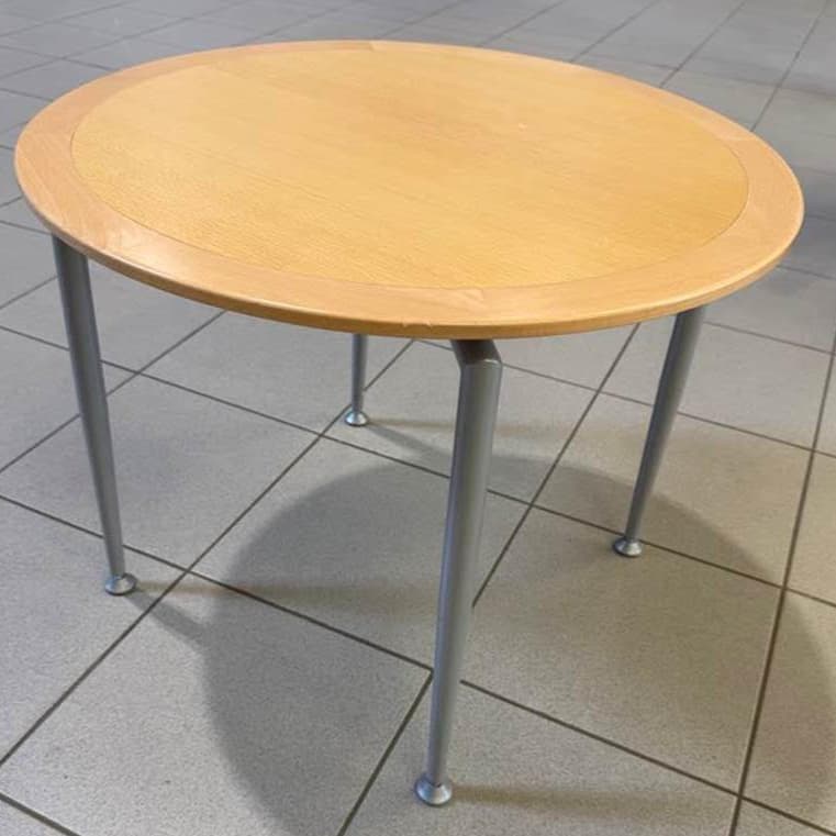 Kinnarps sófaborð frá Pennanum