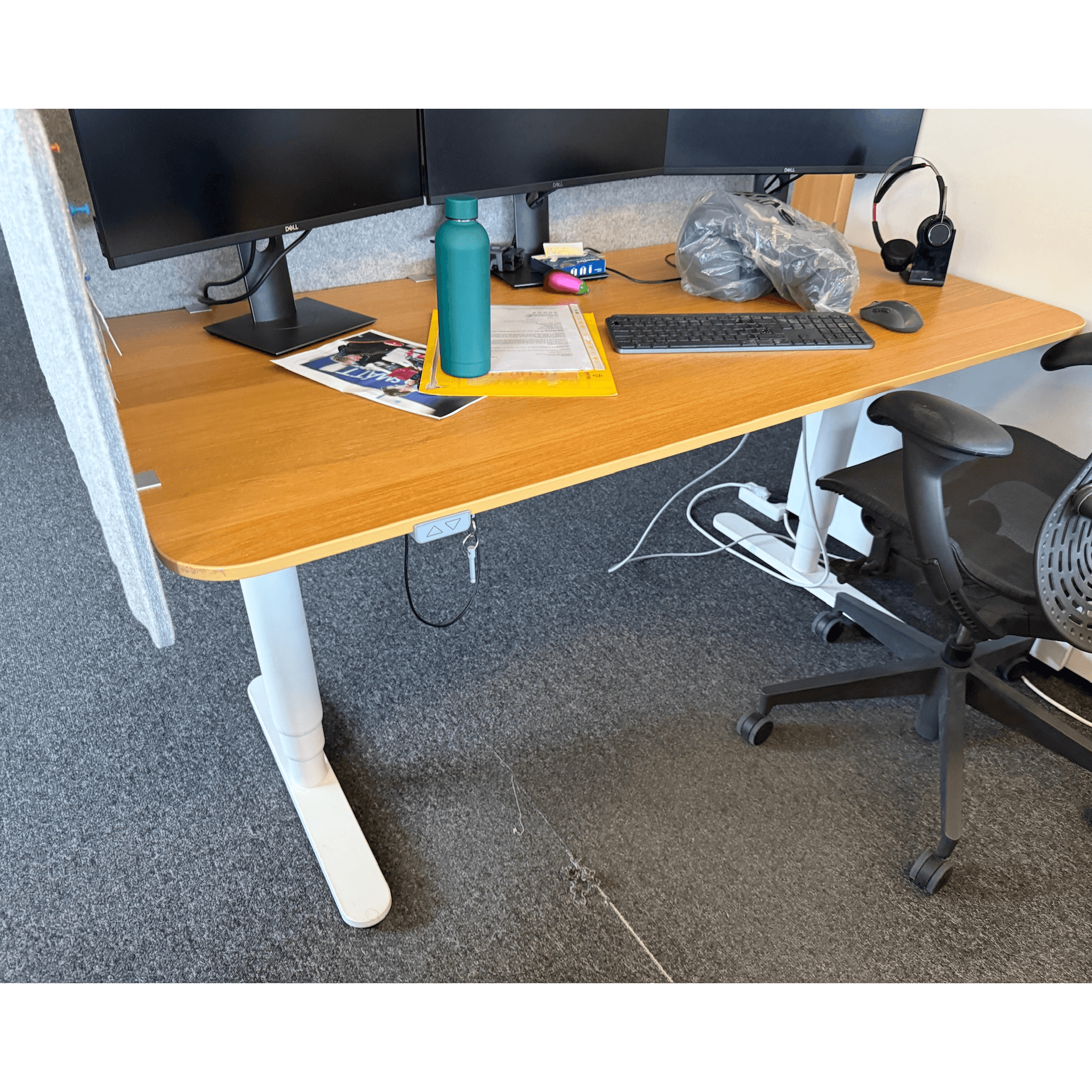 IKEA rafmagnsborð með borðskilrúmum, B160xD80sm. (8 stk.)