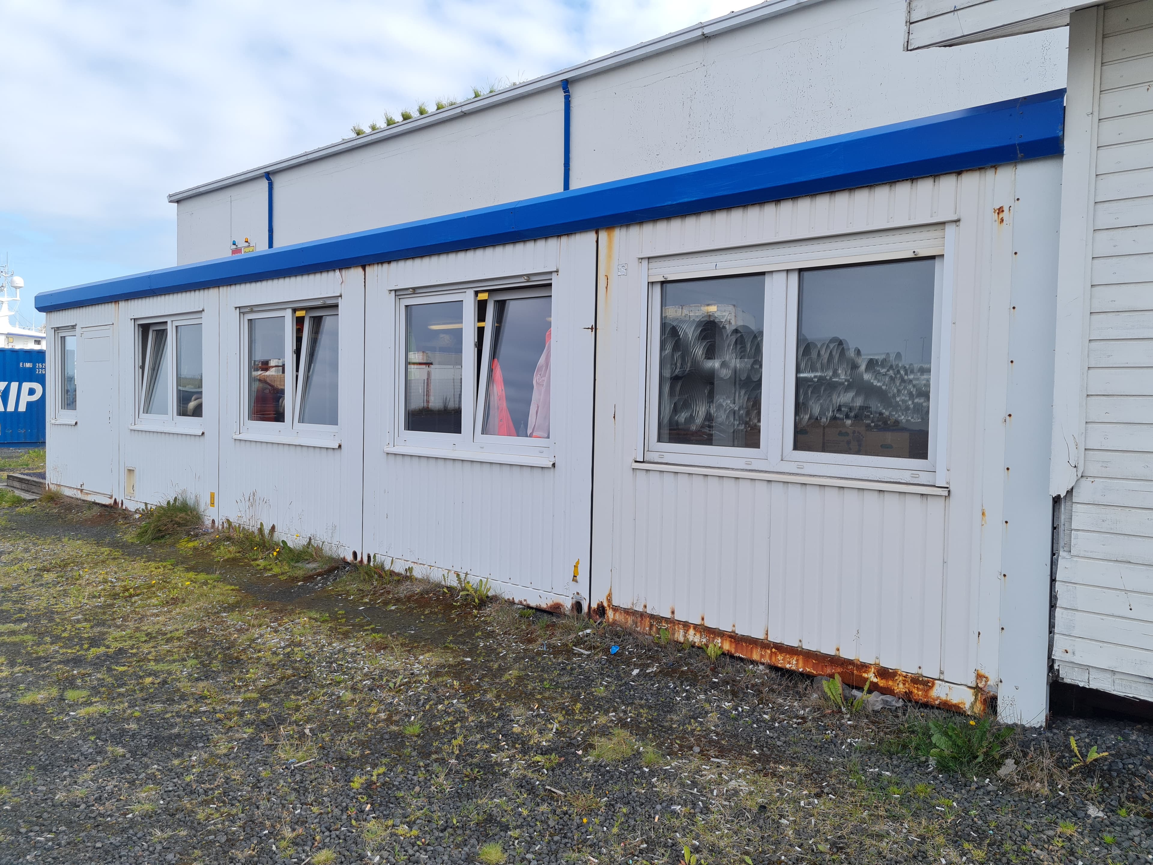 SELT / SOLD - Gámahús - 5 stk. alls 72 fm.