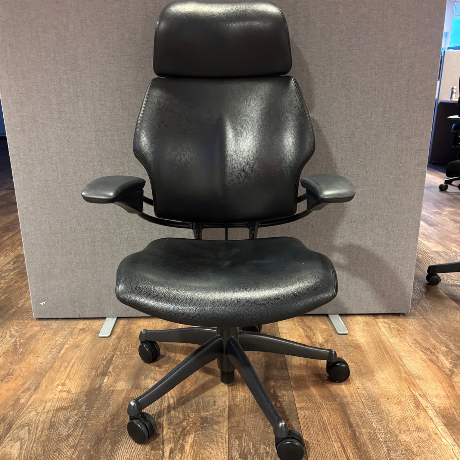 Humanscale skrifborðsstóll