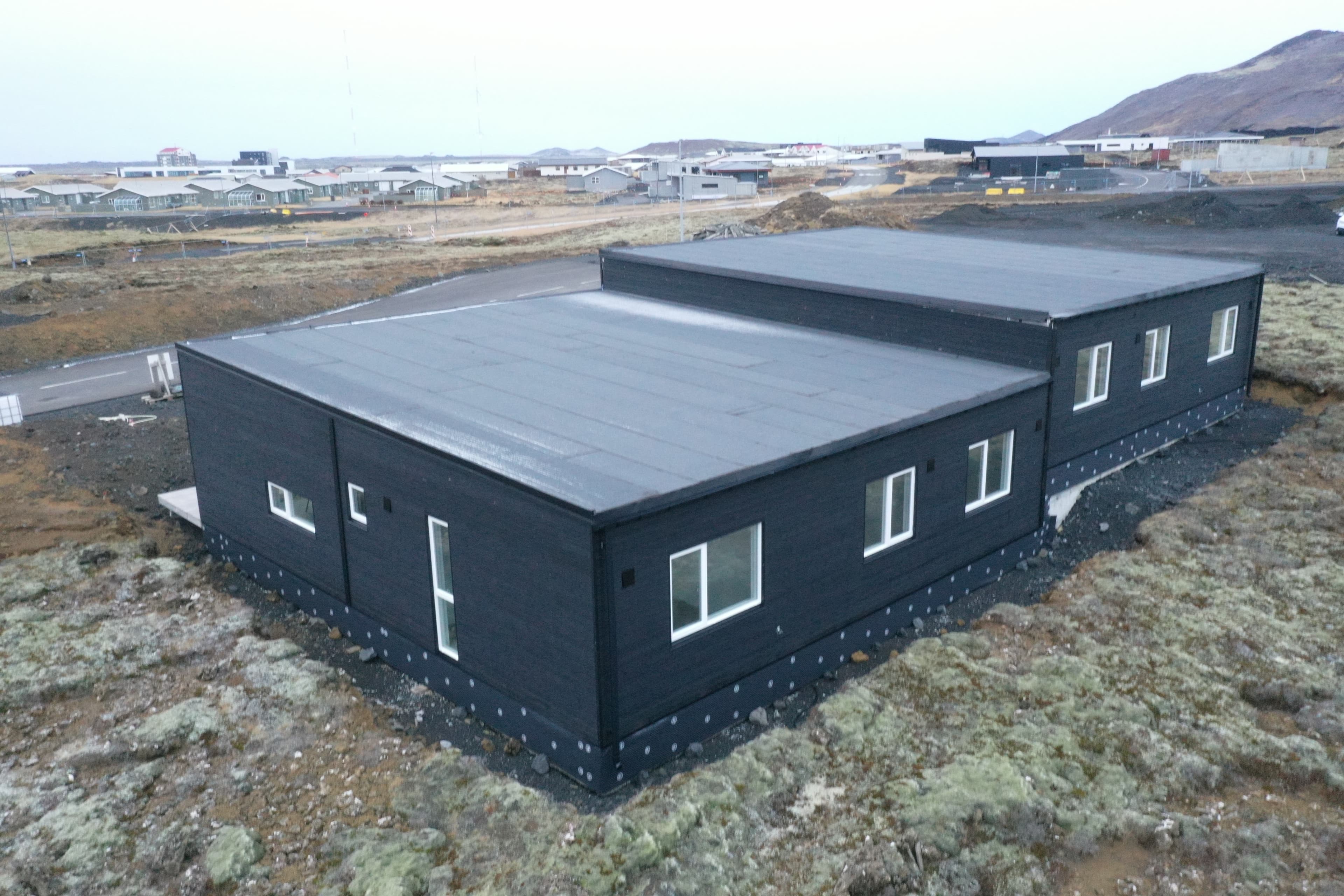 SELT / SOLD - Lóuhlíð 1 til 3 - Grindavík - niðurtaka