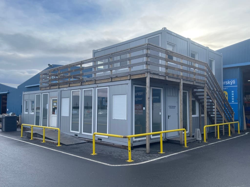 SELT / SOLD - Gámahús, kennslustofur, vinnubúðir, mötuneyti - 6+3 eða 9 einingar