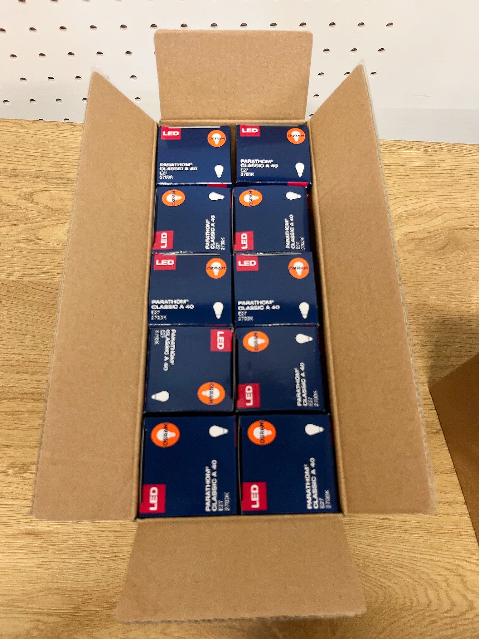 Osram Parathom Classic 40w LED perum, (14).