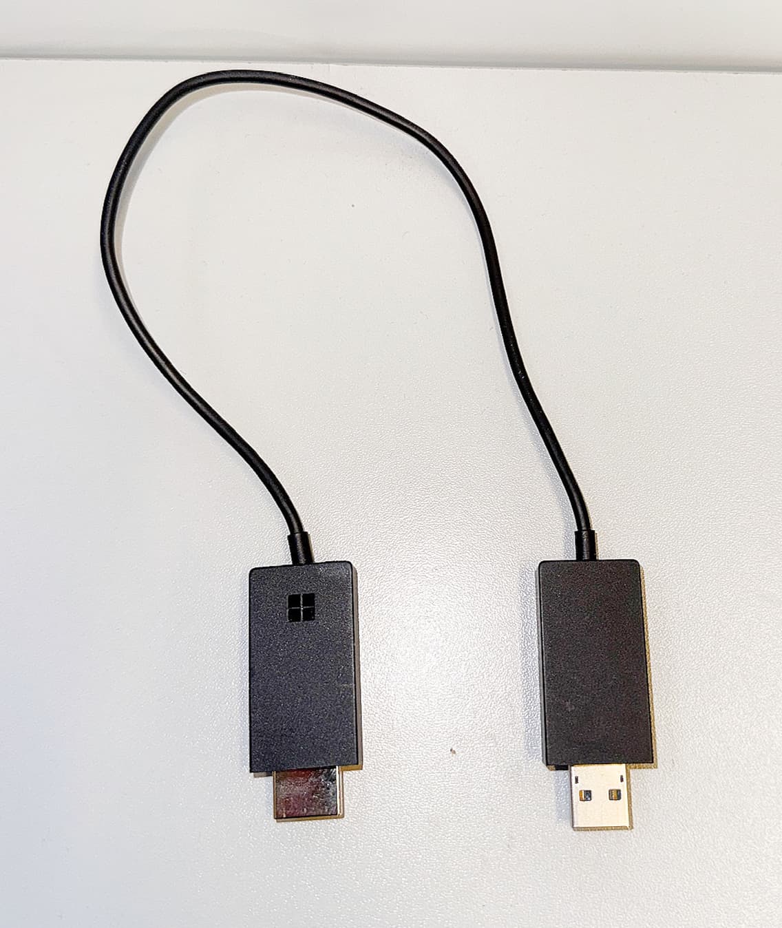 Microsoft Wireless Display V2 Adapter